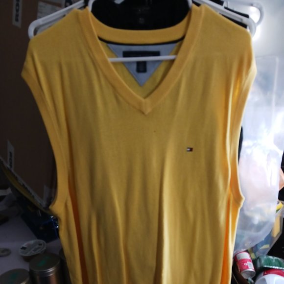 Tommy Hilfiger cotton sleveless sweater yellow V neck vneck - Picture 1 of 2